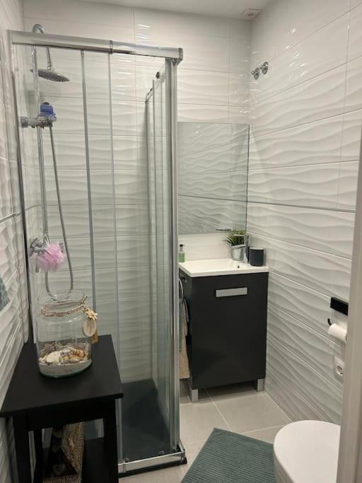 2 Line Apartment Capnegret 阿尔啼 外观 照片