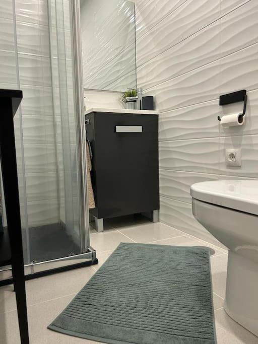 2 Line Apartment Capnegret 阿尔啼 外观 照片